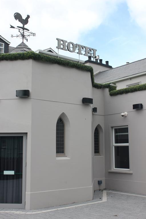 The Enniskillen Hotel And Motel Екстер'єр фото