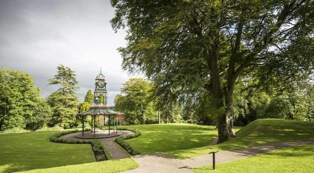 The Enniskillen Hotel And Motel Екстер'єр фото